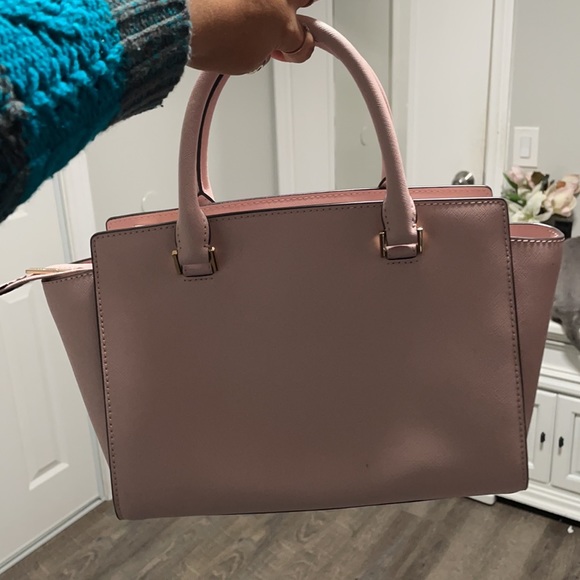 Michael Kors purse - Picture 2 of 8